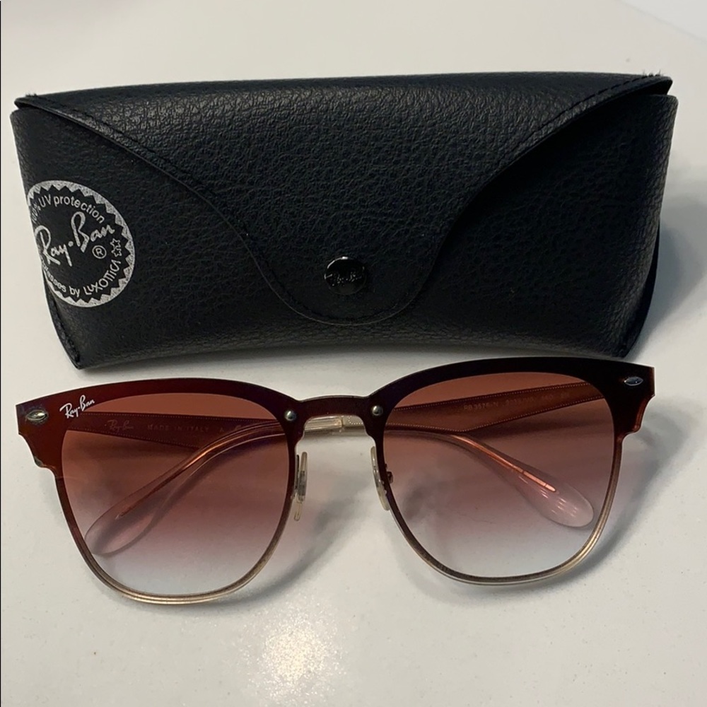 Ray-Ban. Gold square shield sunglasses.